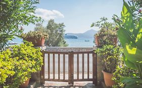 Kourita Garden Apartment With Sea View Near To The Port Of Milos